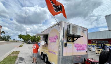Double Dee's Munchies is easy to spot. Just look for a line of customers and a Philadelphia sports team flag proudly displayed.