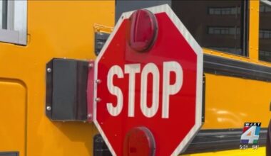 Duval school bus stop-arm camera warnings end as Blanding Blvd. identified as hotspot; $225 fines begin