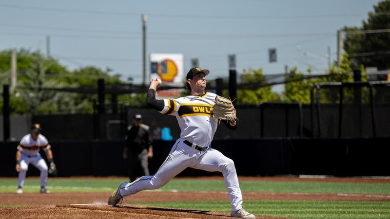 Coe Becomes Second-Winningest Coach in KSU History as Owls Complete Sweep