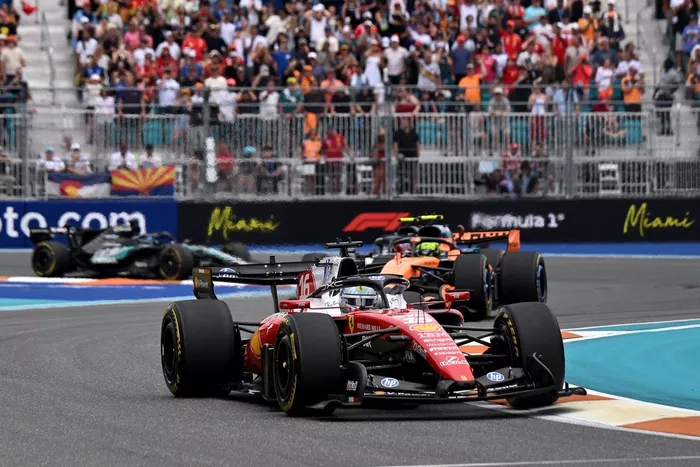 Charles Leclerc, Ferrari, Lando Norris, McLaren