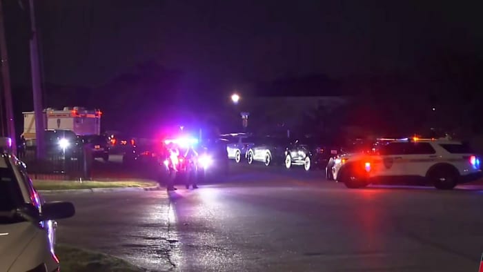 Neighbor reacts after deadly Jacksonville police shooting leaves bullet holes in homes