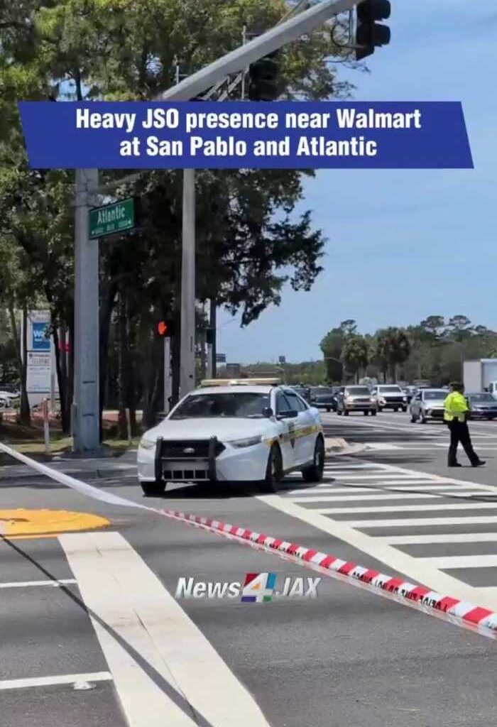 Heavy JSO presence near Walmart at San Pablo and Atlantic