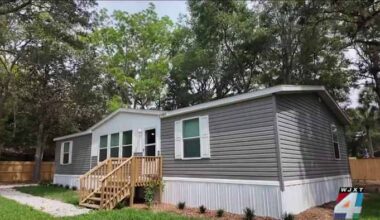 Jacksonville couple works to get discounted mobile homes to Brantley County wildfire victims