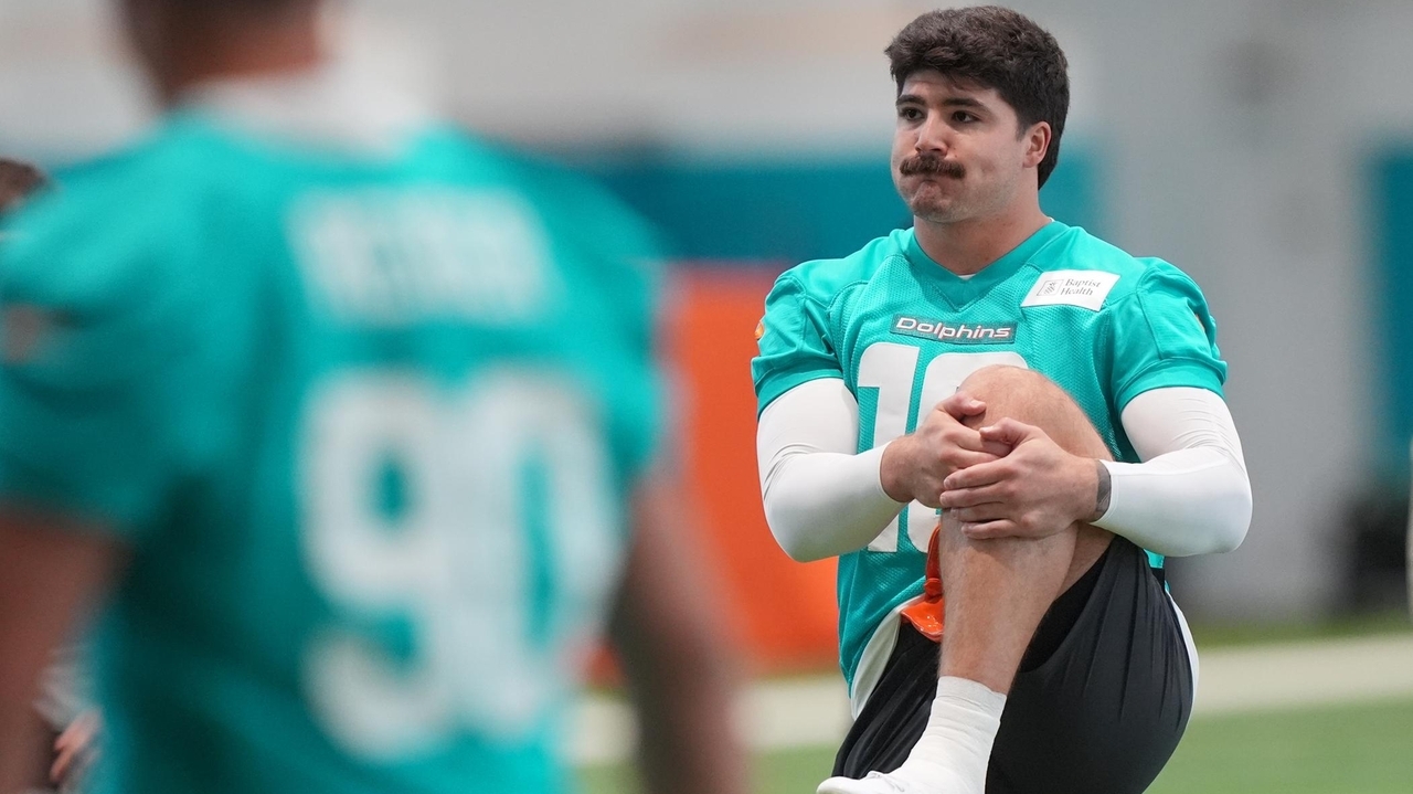 Jacob Rodriguez aims to follow Zach Thomas's legacy with the Miami Dolphins