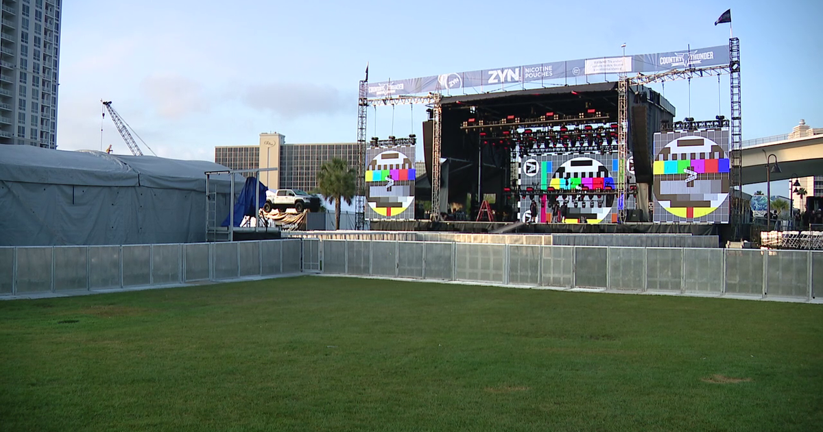 Country Thunder strikes a chord in Clearwater after move from St. Pete Beach