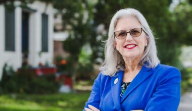 Tampa Democrat Kimberly Overman will challenge Gus Bilirakis in US congressional race