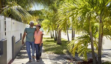 Here’s What A Comfortable Retirement Really Costs In Florida, Based On New Data