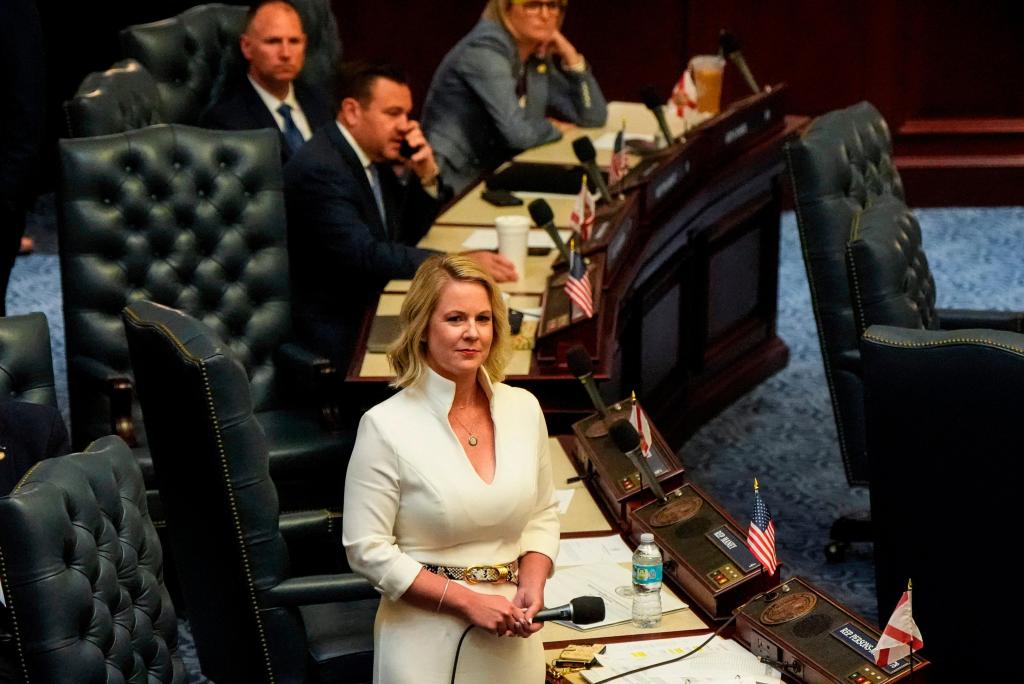 Election supervisors told to keep old congressional maps
