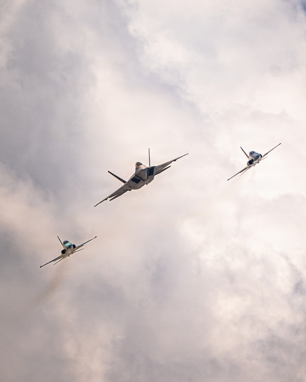 F-22 Demonstration Team performs at Air Dot Show Tour Fort Lauderdale 2026