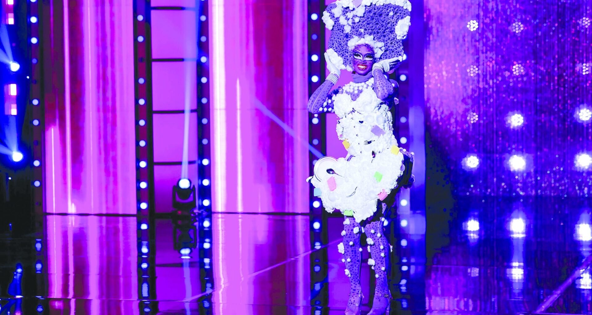 'RuPaul's Drag Race All Stars' competetor Lucky Starzzz comes to St. Pete this Friday