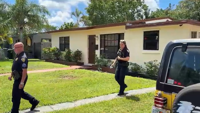 Landscaper shocked by live wire in Fort Lauderdale
