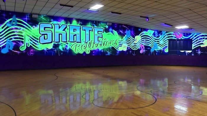 Kissimmee roller rink boosts security after “teen takeover” posts spread online