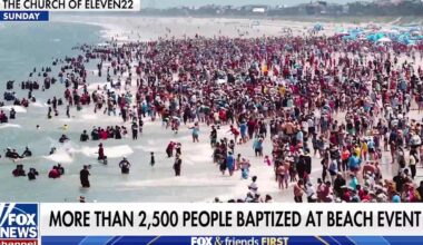 Florida beach baptism event draws thousands