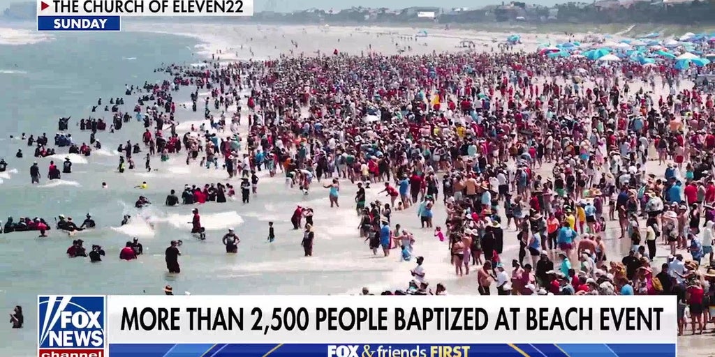 Florida beach baptism event draws thousands