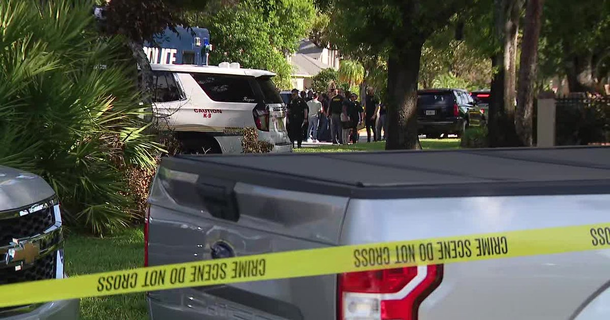 Clearwater woman fights off armed home intruder before deputies shoot, kill suspect