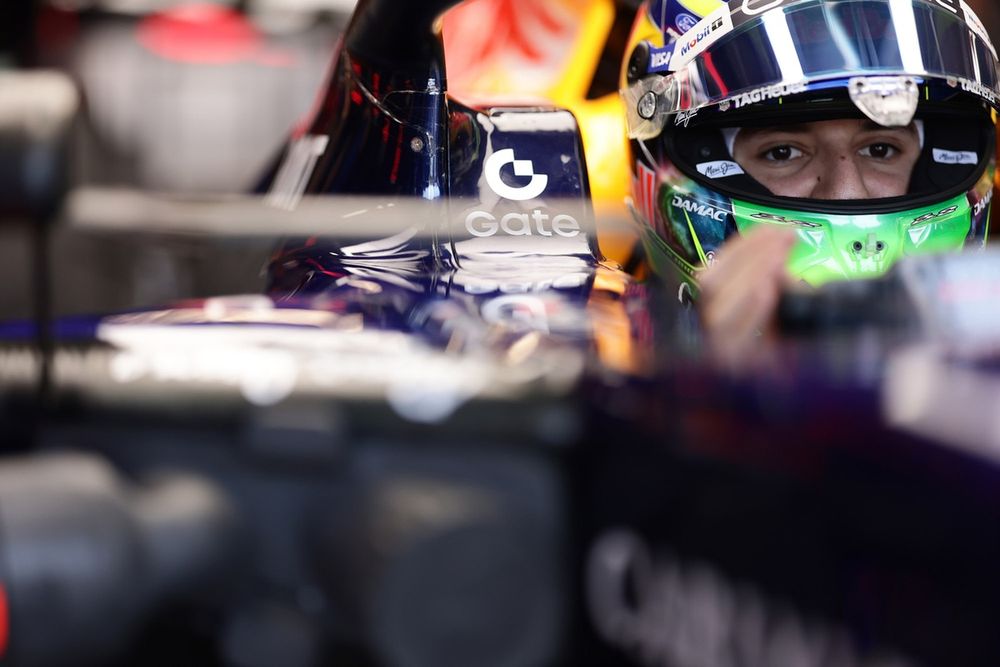 Isack Hadjar, Red Bull Racing