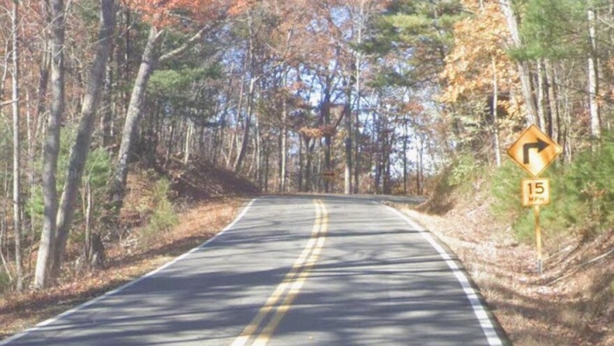 There are more than 315 sharp turns and curves along the part of Tennessee Highway 129, also called The Tail of the Dragon, where Mariano Maldonado of Fort Myers and his cousin, Eduardo Falcone were killed in the crash of their three-wheeled motorcycle May 19.