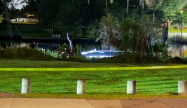 3 hurt in late-night boat crash along Hillsborough River in Tampa