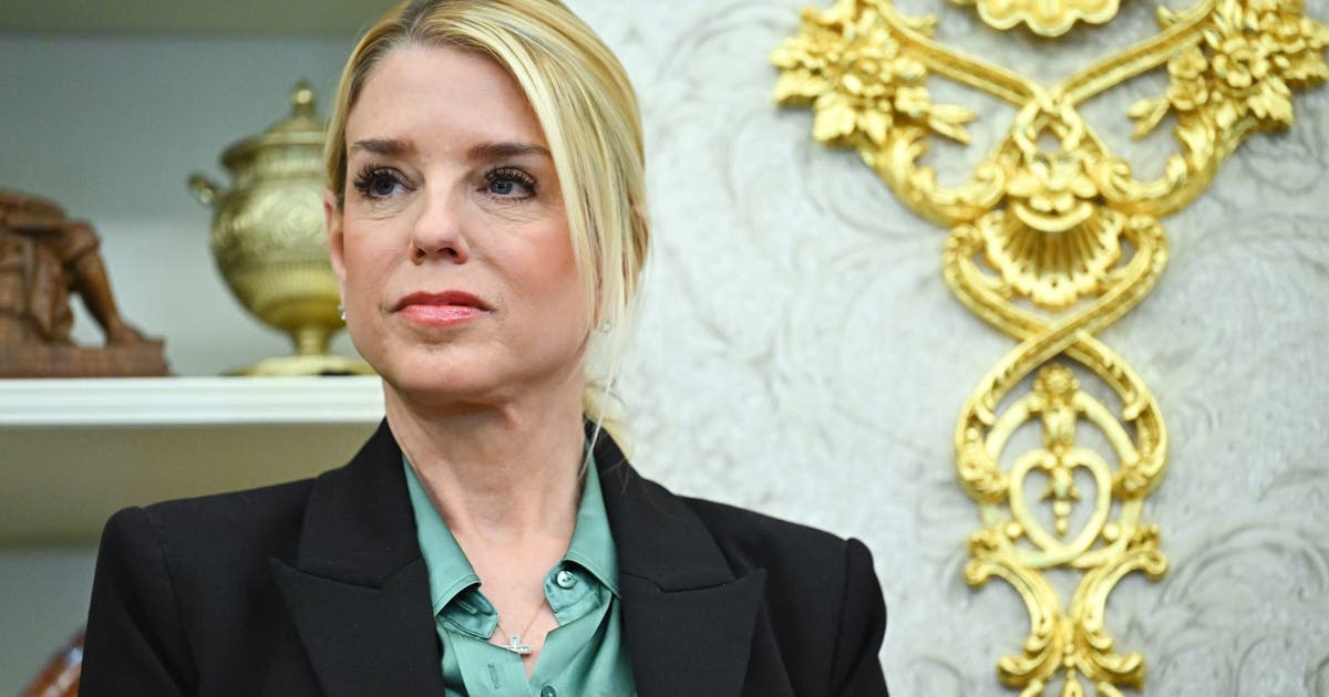 Pam Bondi diagnosed with thyroid cancer weeks after departing as Trump's attorney general: report