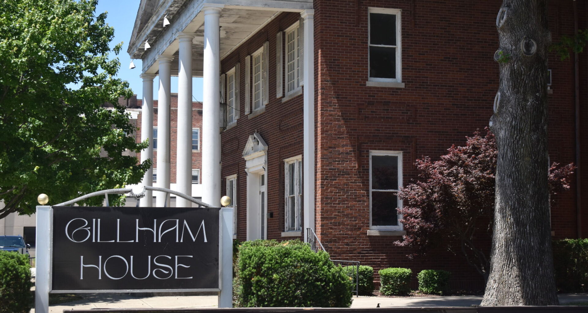 Jacksonville Transfer Co. will open a Gillham House showroom and antique mall, expanding its custom furniture and salvage business.