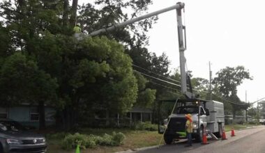 Hurricane season prep: JEA urges Jacksonville customers to trim trees, build supply kits