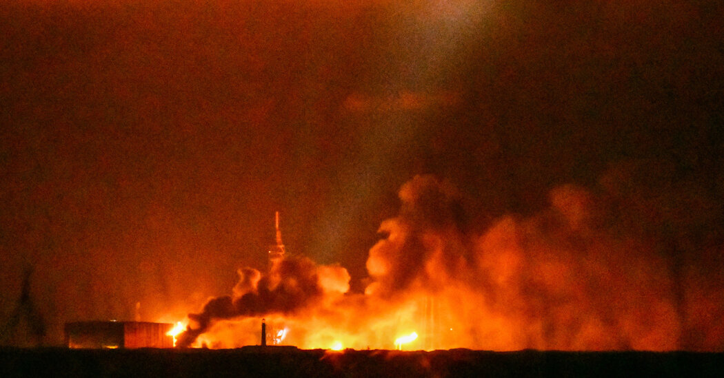 Blue Origin Rocket Blows Up on Florida Launchpad During Test
