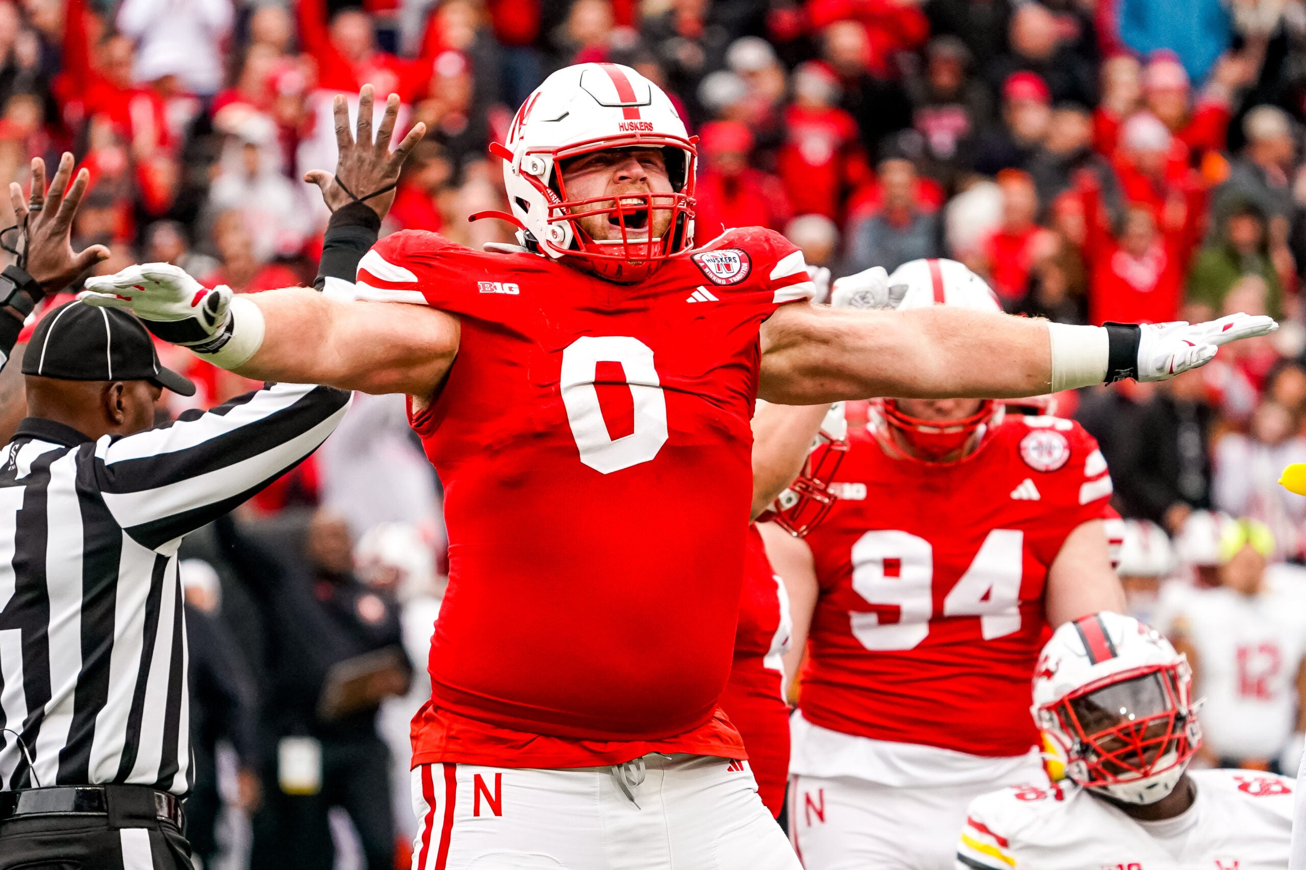 Nash Hutmacher's decision to switch positions improves his chances of making the Buccaneers roster.