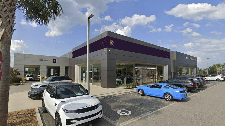 Rolls-Royce dealership in design for East Arlington