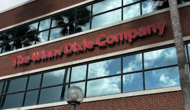 After receiving $12 million in city incentives, Winn-Dixie debuts Westside corporate headquarters