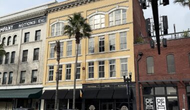 DIA board OKs $200,000 in incentives for vinyl listening room in Downtown Jacksonville