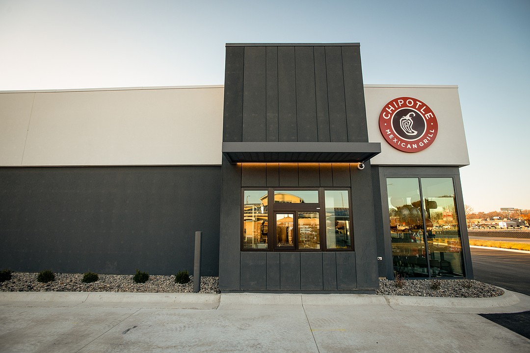 Chipotle sets June 2 opening in West Jacksonville