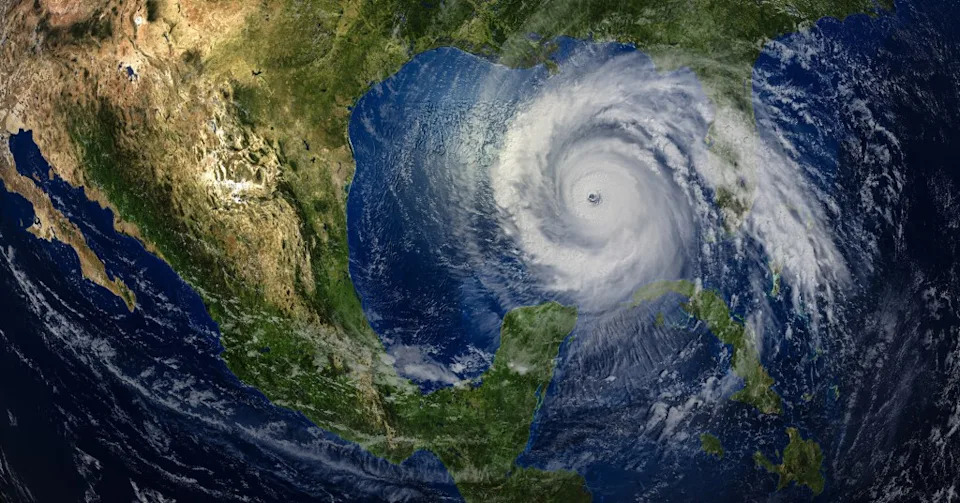 Nationally, the report identifies more than $12.26 trillion in residential property value at hurricane wind risk, while warning that nearly 927,000 homes across the country sit in flood-prone areas outside federally mandated insurance zones — generating an estimated $1.73 billion in annual losses that routinely catch homeowners off guard. Mike Mareen – stock.adobe.com