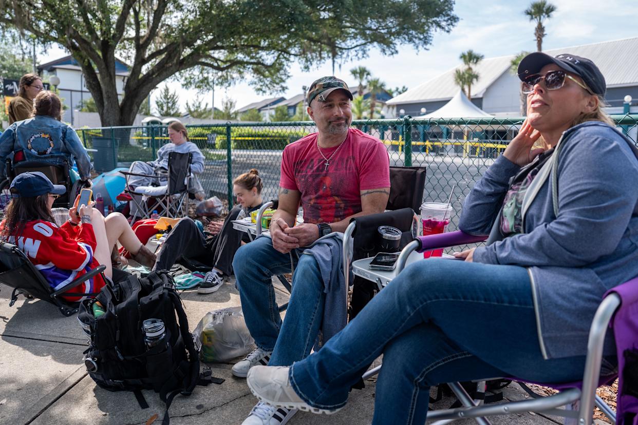 David Goldman, center, and his girlfriend Noelle Cornett share their excitement for the Ethel Cain concert at The Moon as they wait in line hours prior to the doors opening Tuesday, May 5, 2026.