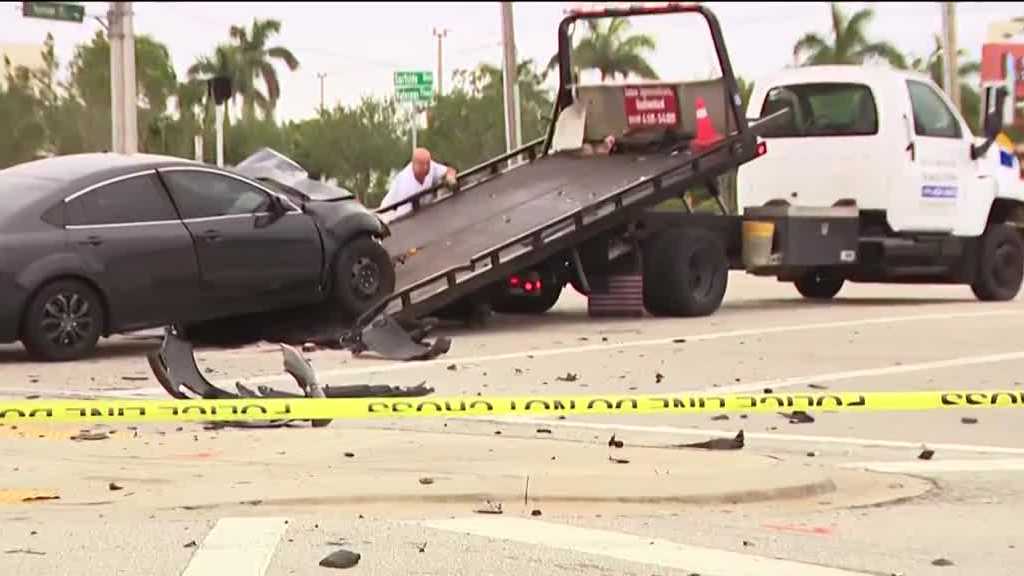 Crash damages cars and bends road sign on Veterans Pkwy and Surfside Blvd in Cape Coral