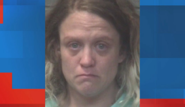Woman tries to bite Jacksonville police officers after holding pregnant woman at gunpoint