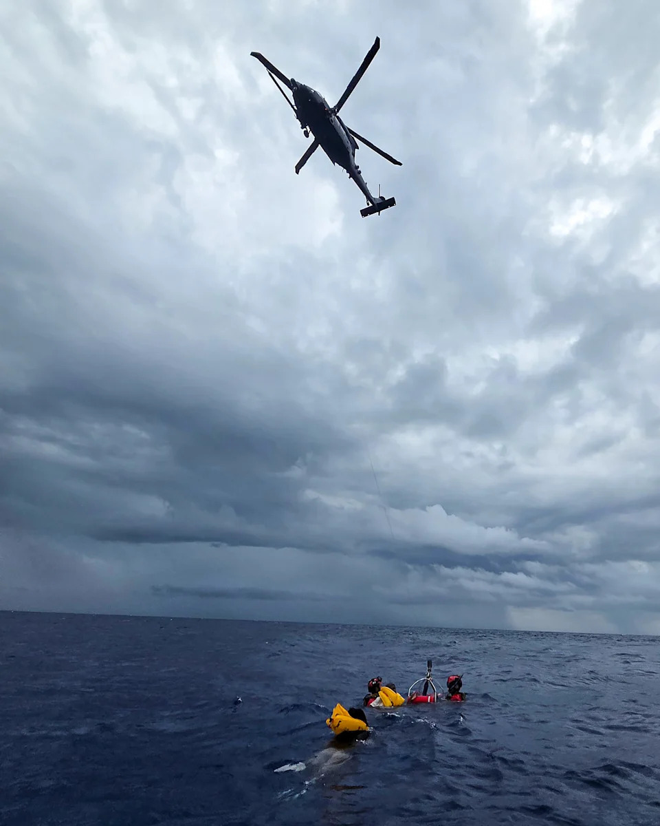Rescue team. (via U.S. Air Force Reserve Command)