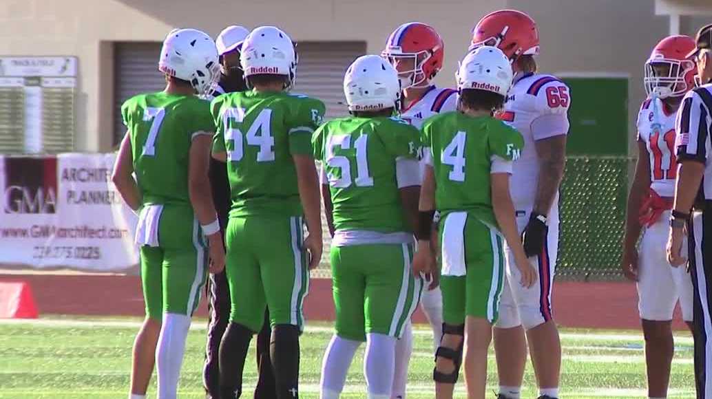 HS Spring Football: Cape Coral defeats Fort Myers 56-21 in spring football matchup
