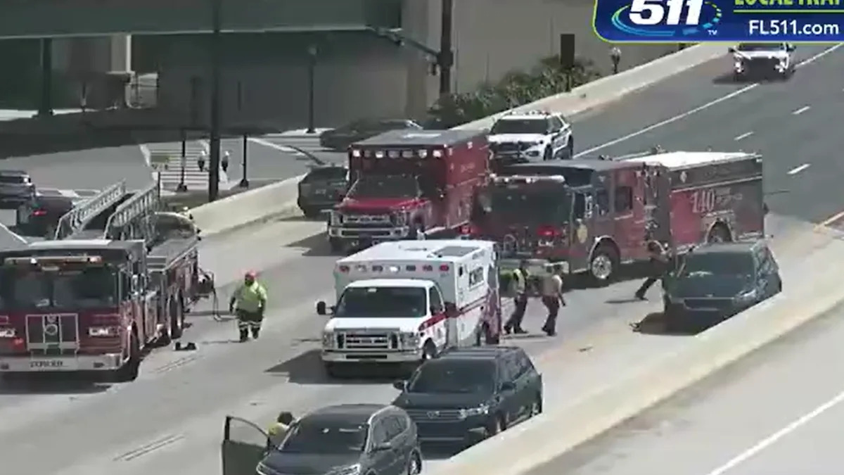 3 injured in crash that shut down I-4 lanes in Orlando, officials say