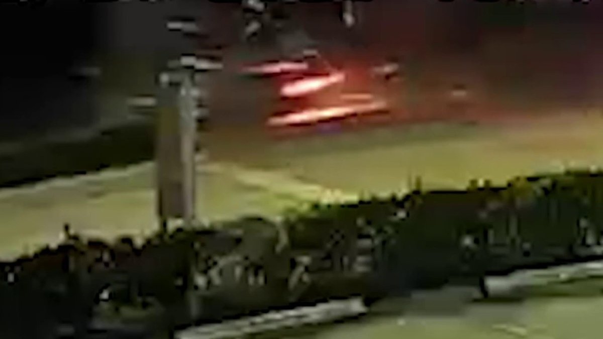 Video shows multi-vehicle crash in Sunrise that killed driver – NBC 6 South Florida