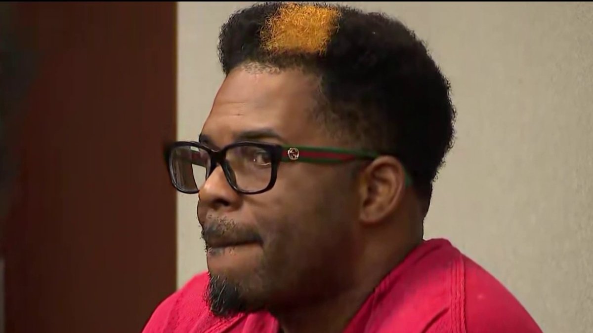 Miami Jackson Senior High teacher accused of kissing student in court – NBC 6 South Florida
