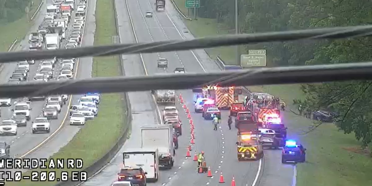 Crash involving LCSO vehicle injures two, snarls eastbound traffic on I-10