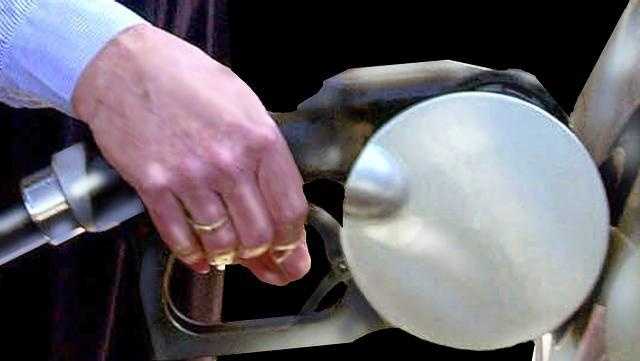 Florida tries to ease rising gas prices