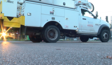 Gas leak shuts down Tampa intersection, police say