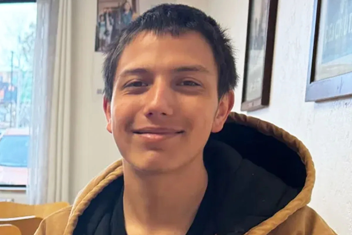 Teen with Autism Goes Missing After Boarding Flight to Miami Without Family's Knowledge