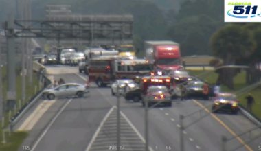 Crash shuts down SR-528 westbound in Orange County