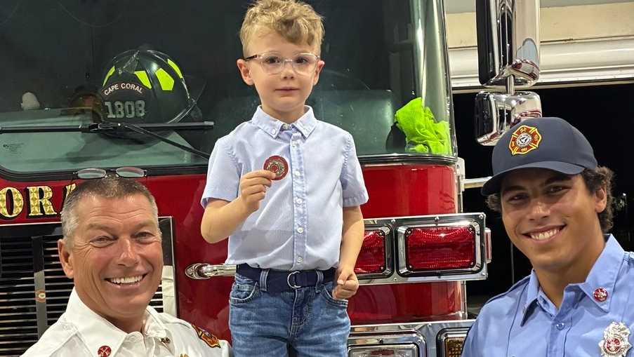 Florida boy spots injured man under boat, helps save him