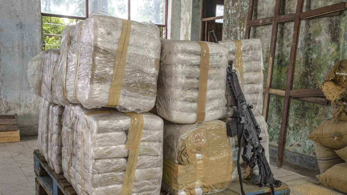 3 Plead Guilty In $28M Cocaine Seizure Off Miami Beach | NewsRadio WIOD