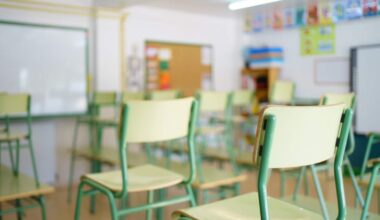 Broward Losing Students, Cutting Staff and Closing Schools | NewsRadio WIOD