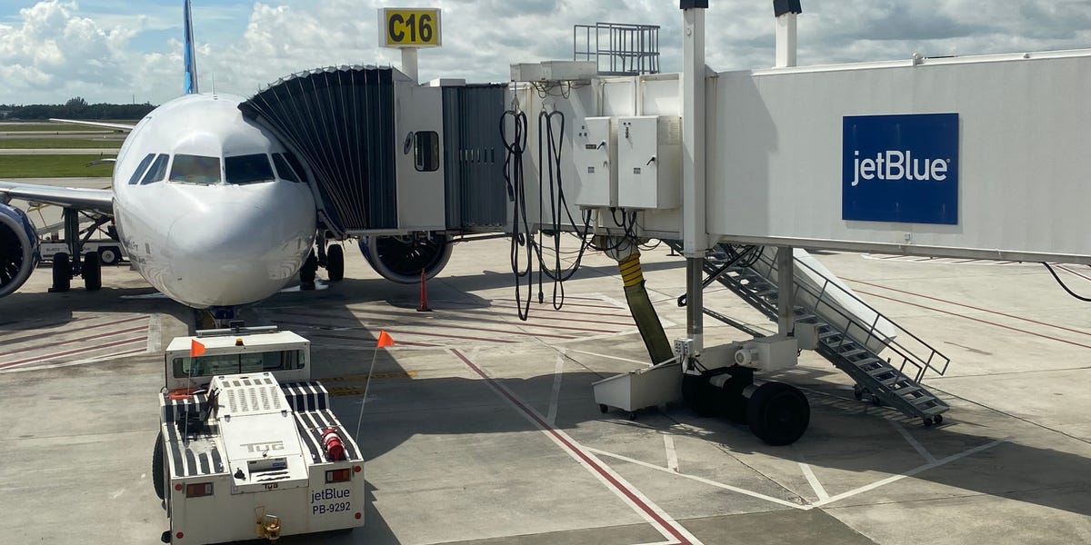 JetBlue Jumps in to 'Fill the Void' After Spirit's Collapse