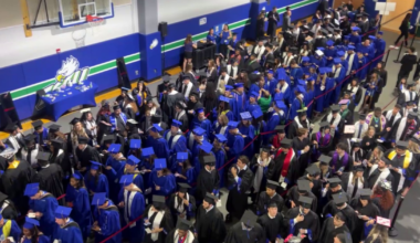 Over 2,500 FGCU students graduate in record-breaking Fort Myers ceremony | Lee County